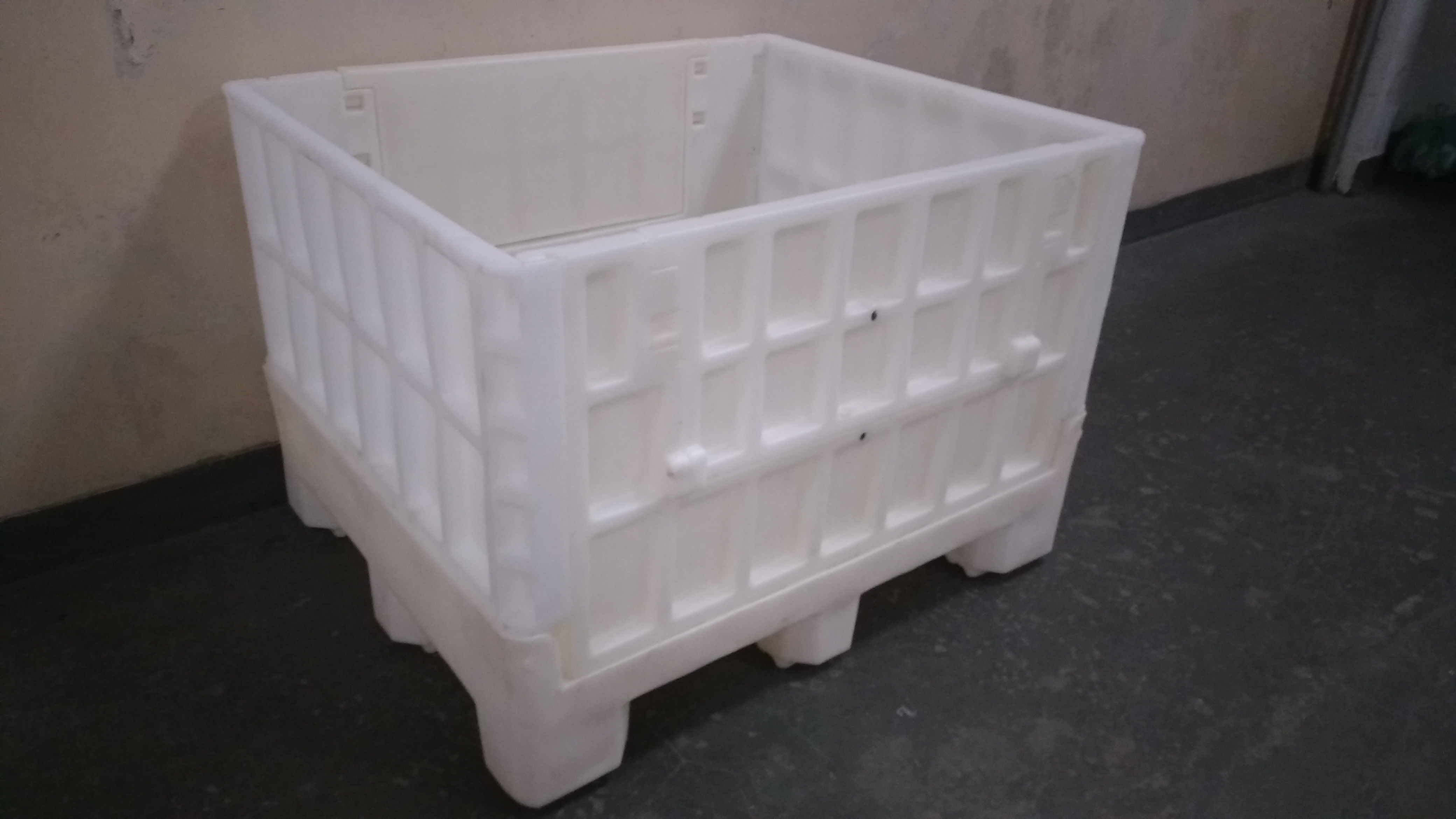 GLT, BULK CONTAINER, CAIXA PLASTICA GLT, CAIXA COLAPSIVEL, CAIXA GLT, CAIXA PALETE, CAIXA MOBIL, CONTAINER PLASTICO, 1050